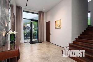 Дом 499м², 3-этажный, участок 11 сот.  