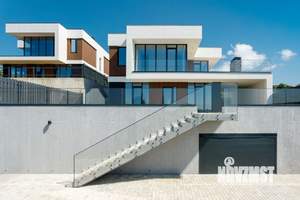 Дом 186м², 2-этажный, участок 6 сот.  