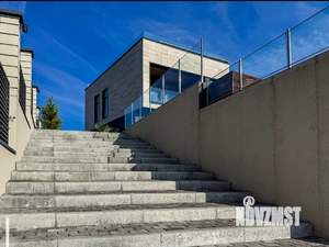 Коттедж 166м², 2-этажный, участок 5 сот.  