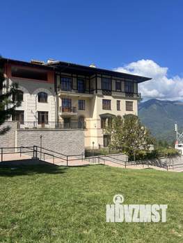 Таунхаус 450м², 3-этажный, участок 5 сот.  