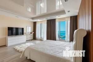 Дом 285м², 3-этажный, участок 8 сот.  