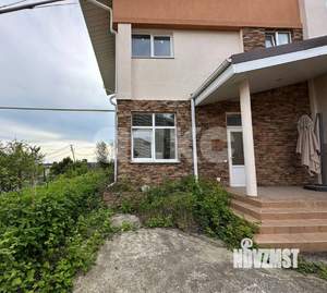 Дом 173м², 3-этажный, участок 3 сот.  