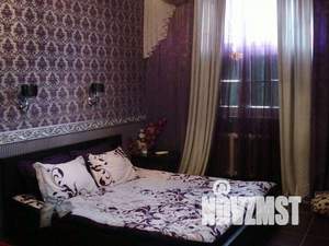 Дом 285м², 3-этажный, участок 7 сот.  