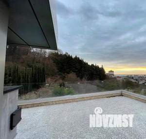 Дом 300м², 3-этажный, участок 11 сот.  