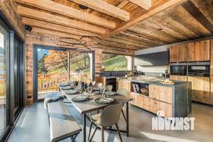 Дом 350м², 2-этажный, участок 10 сот.  