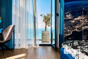 Дом 270м², 2-этажный, участок 6 сот.  