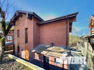 Дом 295м&sup2;, 2-этажный, участок 6 сот.  