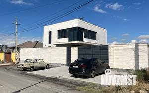 Дом 180м², 2-этажный, участок 5 сот.  