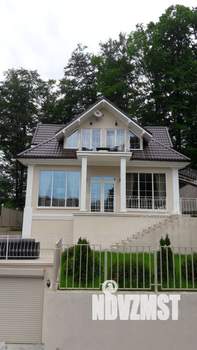 Дом 200м², 2-этажный, участок 6 сот.  