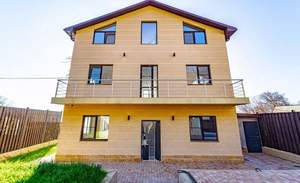 Дом 220м², 2-этажный, участок 8 сот.  
