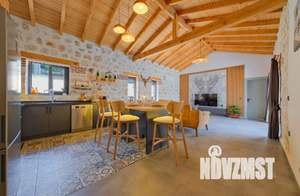 Коттедж 220м², 1-этажный, участок 6 сот.  