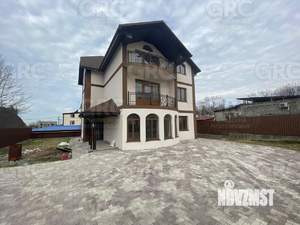 Дом 290м², 3-этажный, участок 5 сот.  