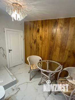 Дом 160м&sup2;, 2-этажный, участок 4 сот.  