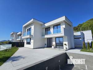 Дом 270м², 2-этажный, участок 7 сот.  