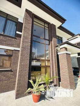 Коттедж 180м², 2-этажный, участок 5 сот.  