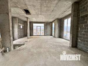 Дом 193м², 3-этажный, участок 4 сот.  