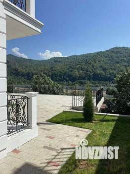 Дом 133м², 2-этажный, участок 3 сот.  