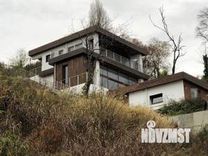 Дом 350м², 3-этажный, участок 6 сот.  