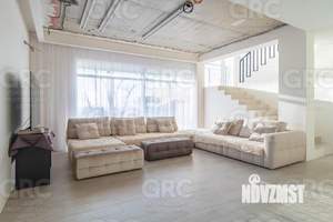 Дом 350м², 3-этажный, участок 7 сот.  