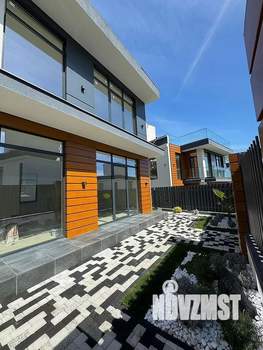 Таунхаус 90м², 2-этажный, участок 3 сот.  