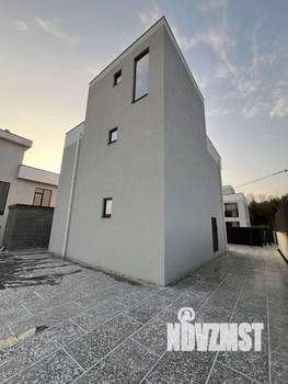 Дом 240м², 2-этажный, участок 4 сот.  