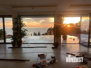 Коттедж 520м², 3-этажный, участок 5 сот.  