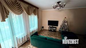 Дом 271м², 4-этажный, участок 7 сот.  