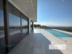Дом 250м², 2-этажный, участок 10 сот.  
