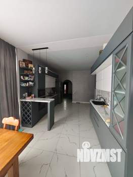 Дом 224м&sup2;, 2-этажный, участок 524 сот.  