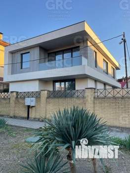 Дом 300м&sup2;, 2-этажный, участок 8 сот.  