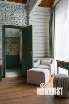 Дом 2000м², 2-этажный, участок 42 сот.  