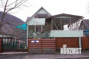 Дом 500м², 3-этажный, участок 6 сот.  