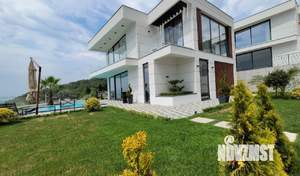 Дом 200м², 2-этажный, участок 6 сот.  