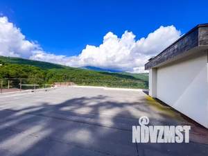 Коттедж 475м², 3-этажный, участок 10 сот.  