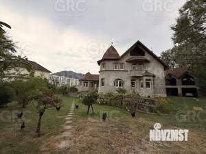 Дом 330м², 2-этажный, участок 15 сот.  