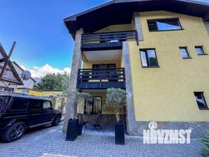 Дом 250м², 3-этажный, участок 6 сот.  