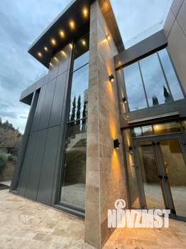 Дом 300м², 3-этажный, участок 10 сот.  