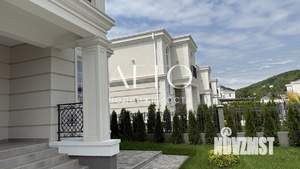 Дом 165м&sup2;, 2-этажный, участок 5 сот.  