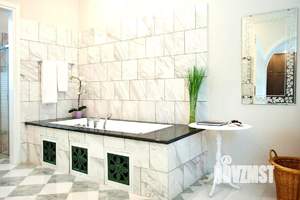 Коттедж 320м², 2-этажный, участок 6 сот.  