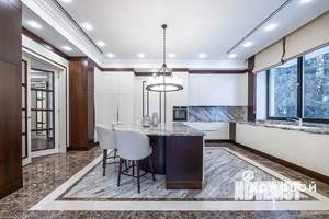 Дом 400м², 2-этажный, участок 20 сот.  