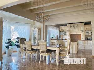 Дом 350м², 2-этажный, участок 17 сот.  