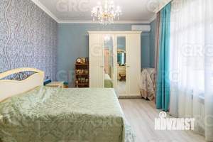 Дом 220м², 2-этажный, участок 15 сот.  