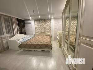 Дом 261м², 3-этажный, участок 4 сот.  