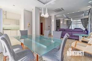 Дом 230м², 3-этажный, участок 4 сот.  