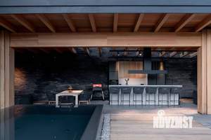 Дом 360м², 3-этажный, участок 10 сот.  