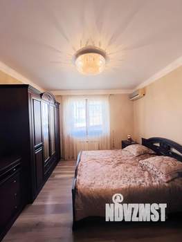 Коттедж 370м², 3-этажный, участок 10 сот.  