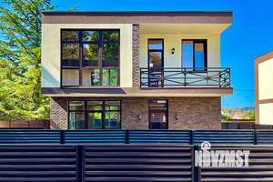 Коттедж 139м&sup2;, 2-этажный, участок 3 сот.  