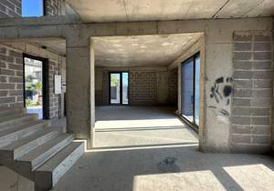 Дом 300м², 3-этажный, участок 5 сот.  