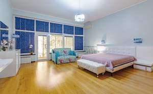 Дом 800м², 3-этажный, участок 11 сот.  