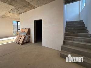 Дом 280м², 3-этажный, участок 5 сот.  
